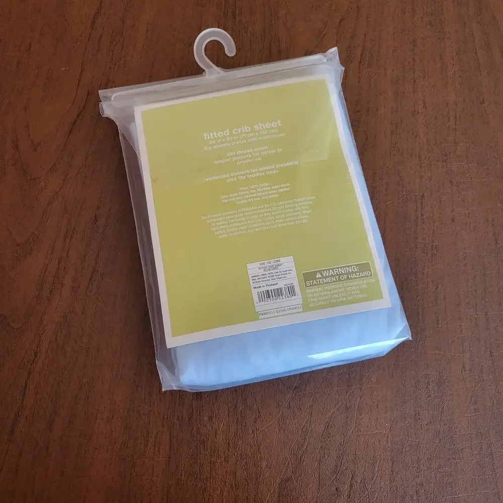 Circo  Fitted Crib Sheet Toddler Baby Bed Sheet blue 200 count . New, sealed